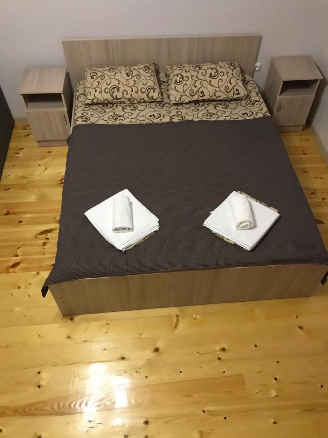 Guest House Dana Пицунда Екстериор снимка