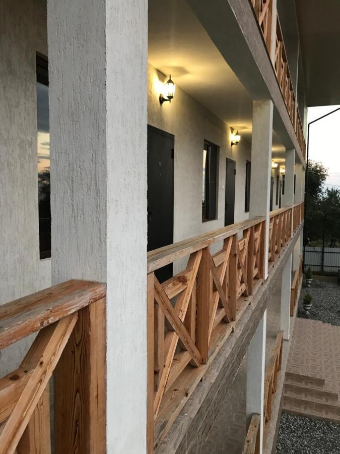 Guest House Dana Пицунда Екстериор снимка